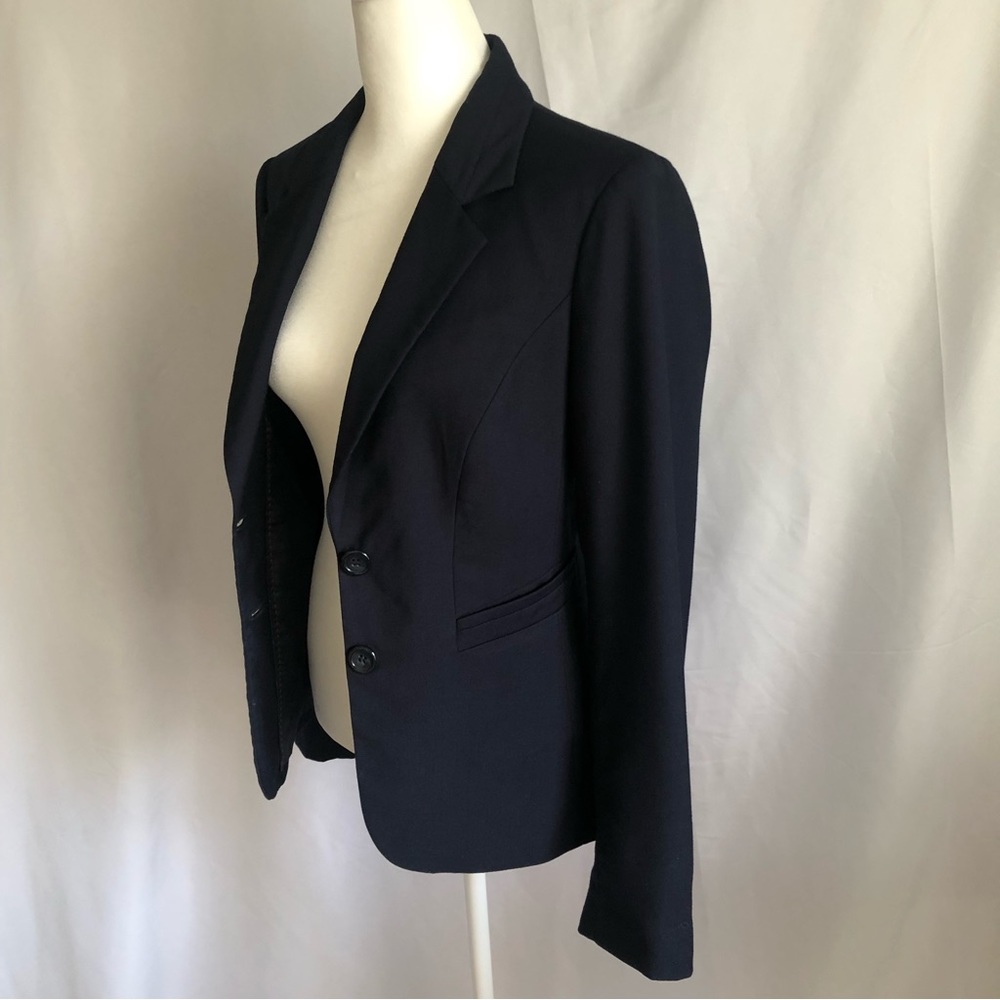 The Limited Women’s size 2 Navy Blue Long Sleeve Blazer Jacket